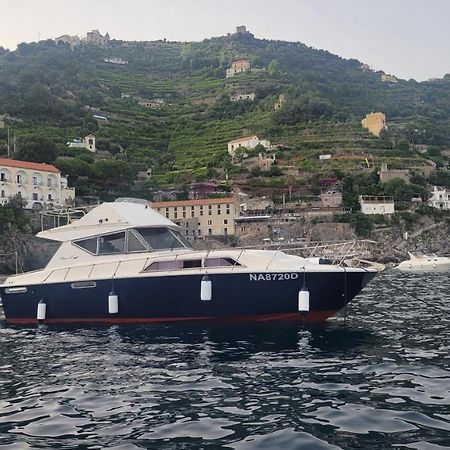 Salerno Yacht Hotel Buitenkant foto