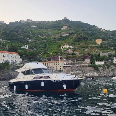 Salerno Yacht Hotel Buitenkant foto
